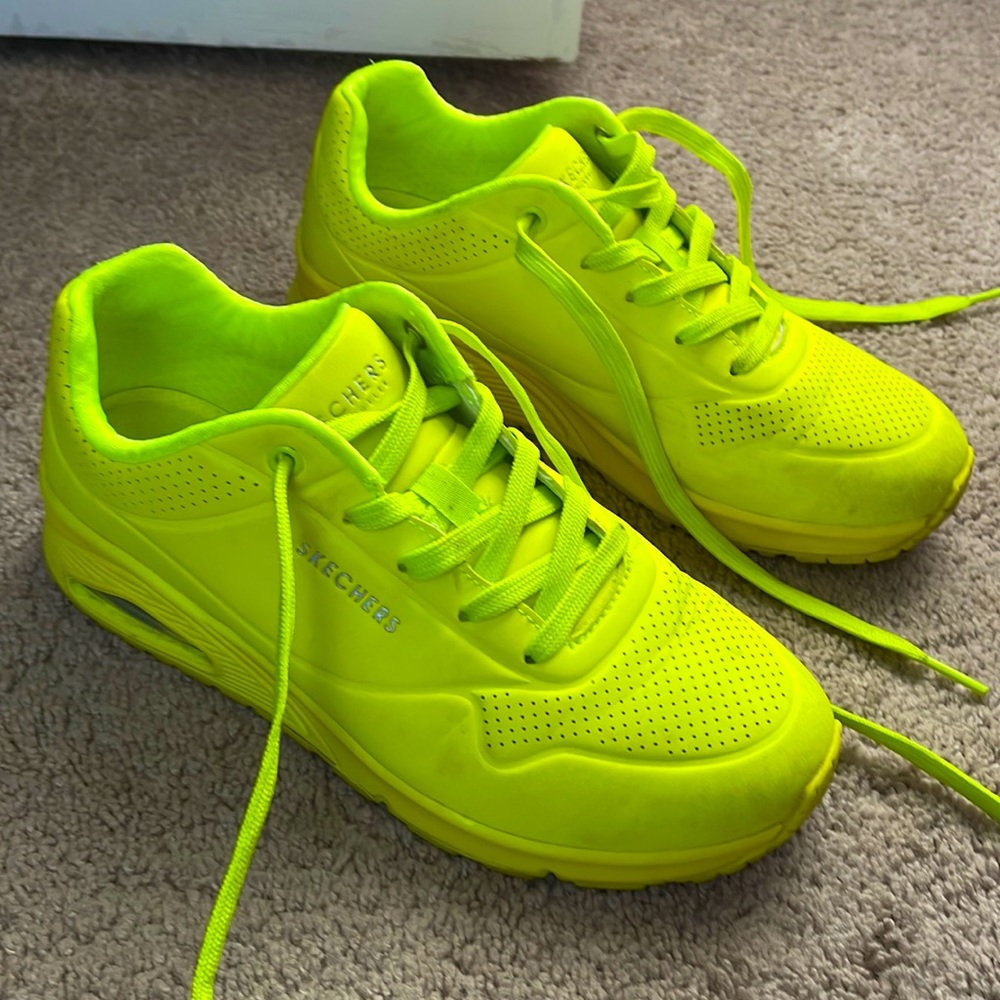 Skechers, Neon Yellow, Women’s Size 7.5